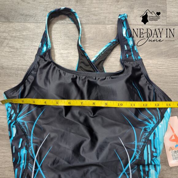 Charmo Sport One Piece Swimsuit Size M - Picture 5 of 7